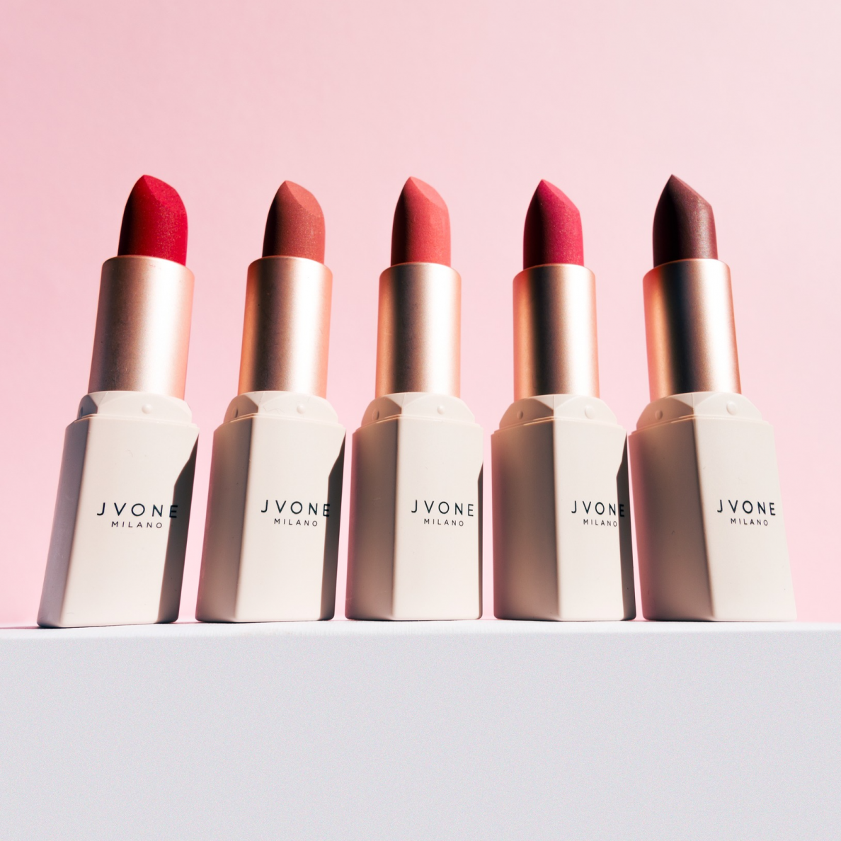 JVONE MILANO SMOOTH LIPS MATTE lipstick, 4 g 3 JVONE MILANO SMOOTH LIPS MATTE lipstick, 4 g 3